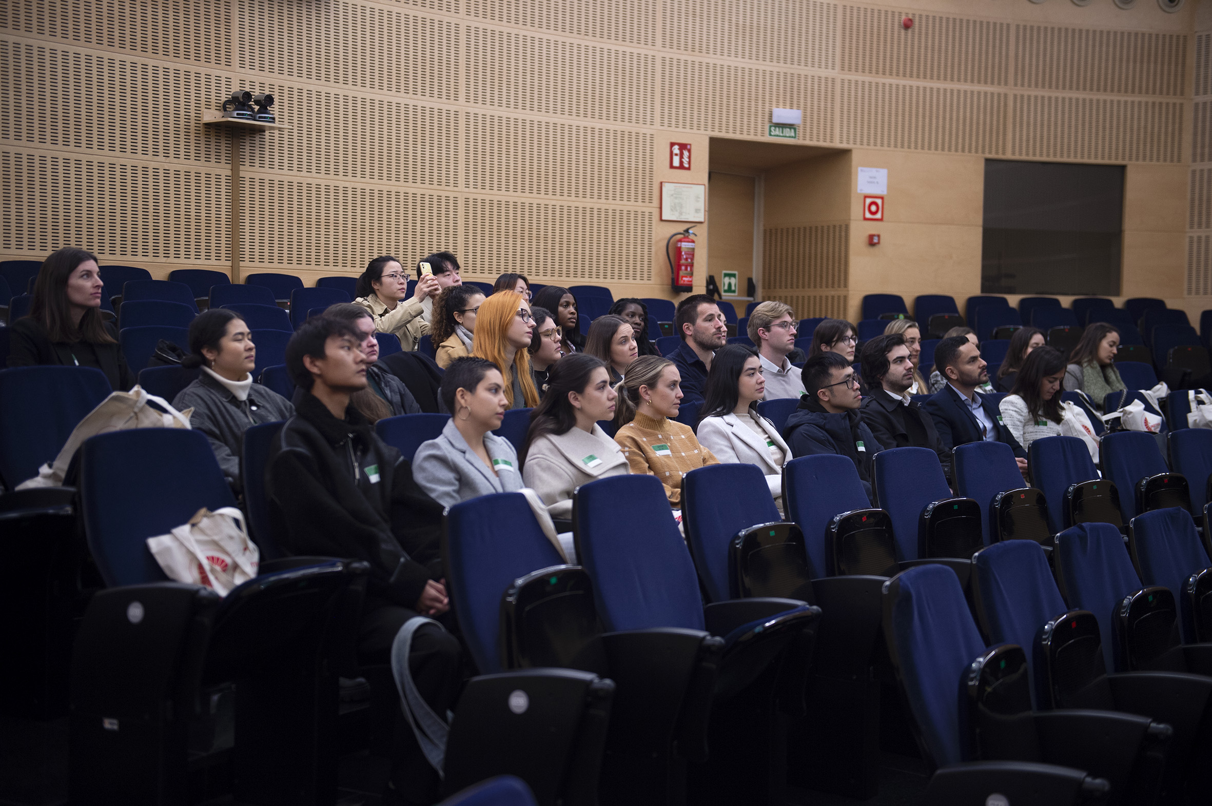 La AECID concede 87 nuevas becas de formación a personal del sector público de América Latina y Asia para el curso 2025/2026