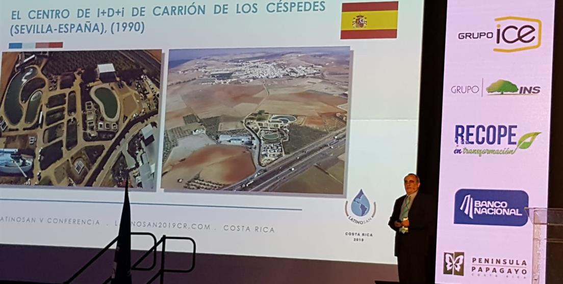 Salas durante su intervención