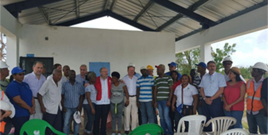 El Secretario de Estado durante la visita