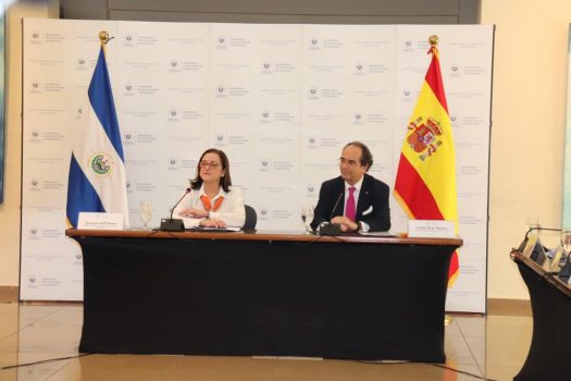 Alexandra Hill y Carlos de la Morena 