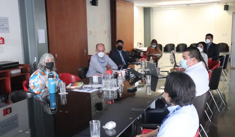 Cristina Aldama, Coordinadora General de la AECID en El Salvador y José Luis Cabezas, Responsable de Programas, sostuvieron una reunión con el Alcalde de Zacatecoluca, Orsy Moreno y el equipo que estará a cargo del Proyecto de Escuela Taller y Plan Maestro de Desarrollo Urbano